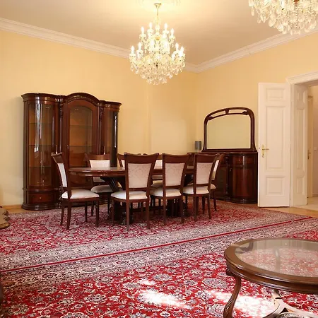 Apartment 7k-apartman Sadova