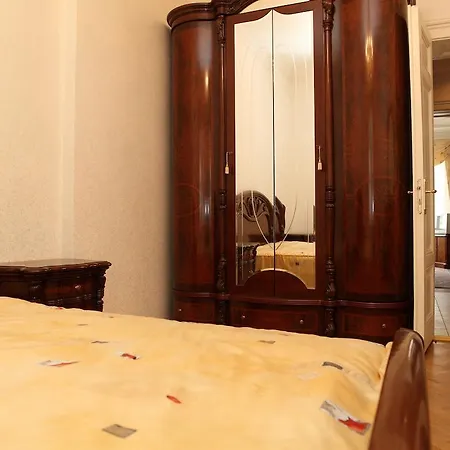 Apartment 7k-apartman Sadova
