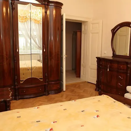 7k-apartman Sadova קרלובי וארי
